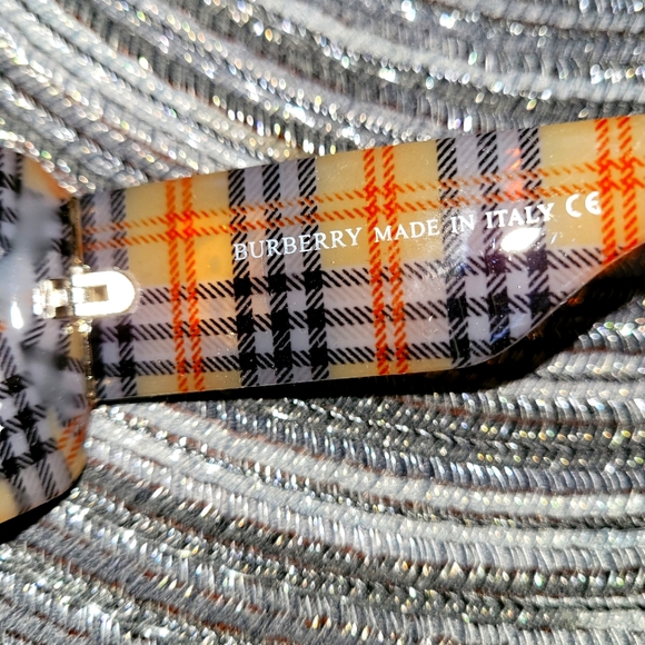 ✅💯 BURBERRY SUNGLASSES, 23003 53/21/142 - Picture 3 of 5